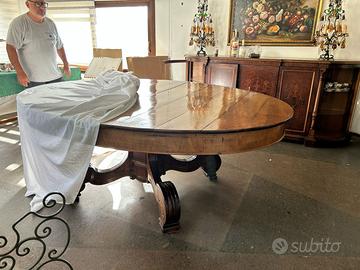 Tavolo ovale