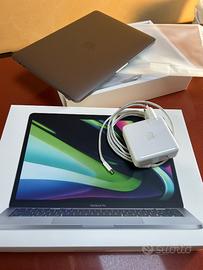 MacBook Pro 13”, M1, 8GB