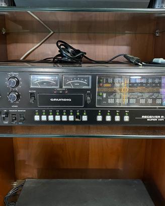 Grundig R35 sintoampli