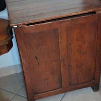 Antico mobile apribile in massello