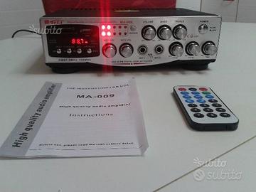 Amplificatore stereo con karaoke e telecomando