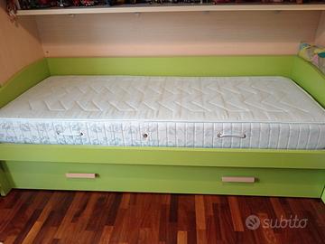 Letto singolo con sottoletto estraibile 