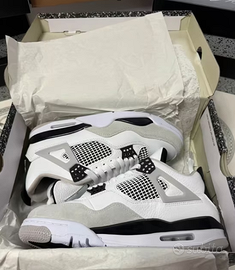 Jordan 4  Military Black+Jordan 4 White Oreo