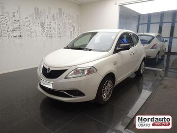 Lancia Ypsilon 1.2 69 CV 5 porte Silver