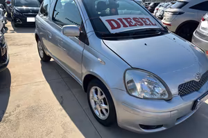 TOYOTA Yaris 1.4 tdi D-4D cat 3 porte Sol