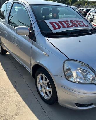 TOYOTA Yaris 1.4 tdi D-4D cat 3 porte Sol