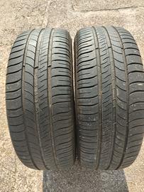 Gomme 215/60 R16