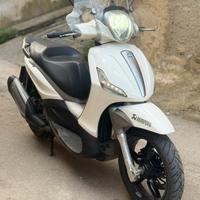 Piaggio Beverly 350 sport touring ABS-ASR