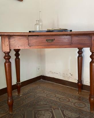 Tavolo consolle in stile 
