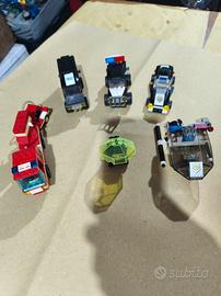 LegoSet di auto e mezzi  vintage.
