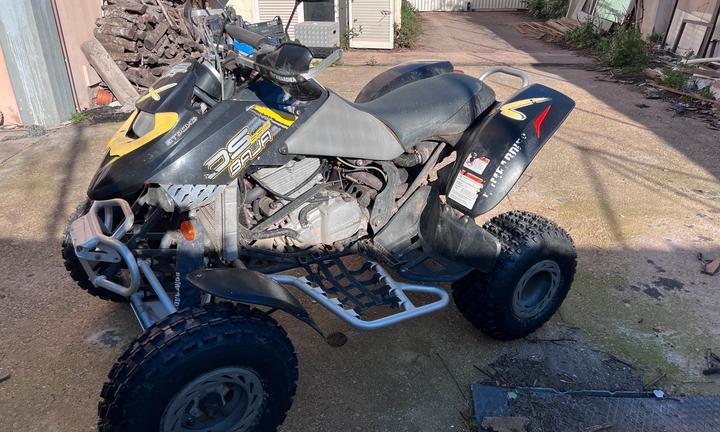 Bombardier (Can-am) DS 650 per quad 4x4