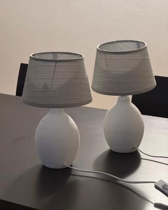 Due lampade da comodino