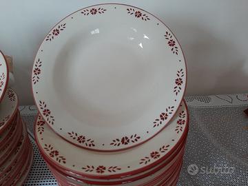 Servizio NUOVO 36 Piatti Porcellana dipinta a mano