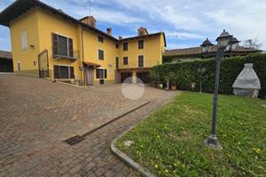 CASA SEMINDIPENDENTE A SAN MARTINO ALFIERI