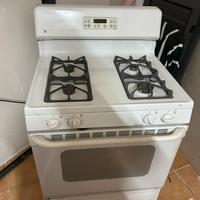 Cucinino con forno a gas e eletrica