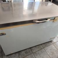 Congelatore 354L