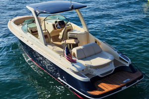 Chris Craft Launch 28 GT Heritage Edition