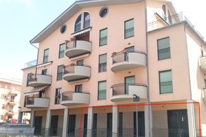 Locale Commerciale a Capaccio Scalo