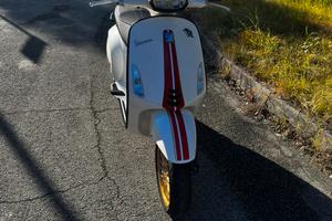 Vespa 50 Sprint Sixties Edition 2021 - 350km