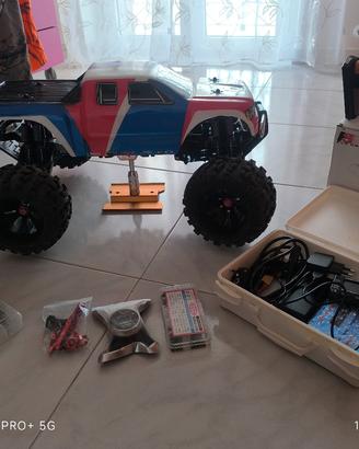 MTA4 brushless 1/8 team associated