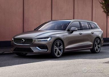 Volvo v60 frontale e portiere