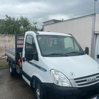 Iveco daily 35 c 12 con gru e ribaltabile