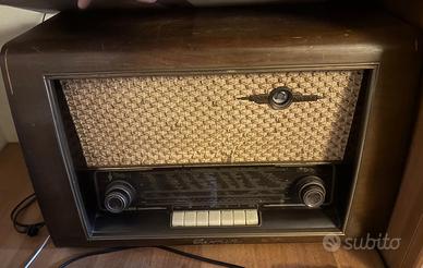 Radio d’Antiquariato Loewe opta meteor