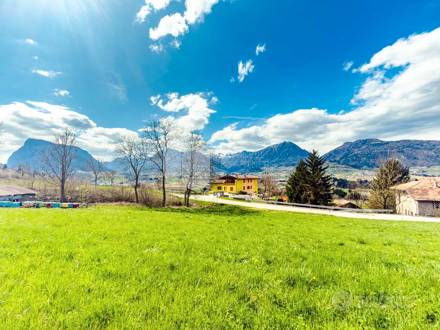 Terreno edificabile con vincolo residenza ordina - Vista 3