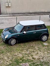 Mini Cooper R50 1.6 116 CV