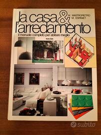Libro vintage " La casa e l'arredamento"