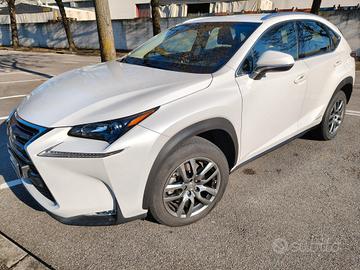 Lexus nx 300h