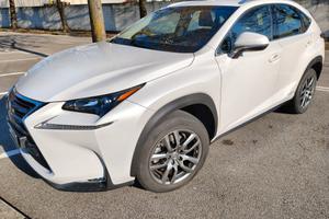 Lexus nx 300h