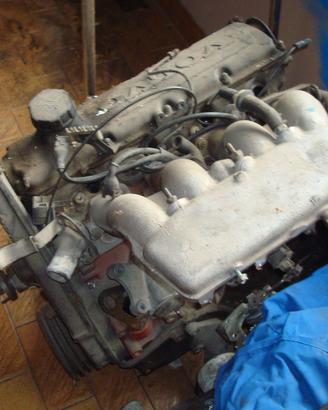 Motore Volvo 240 B200E  iniezione Kjetronic