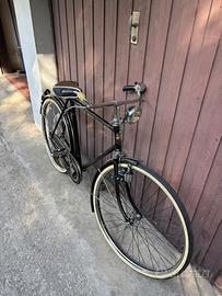 Bicicletta d’epoca vintage stile olandese