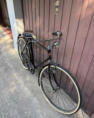 Bicicletta d’epoca vintage stile olandese