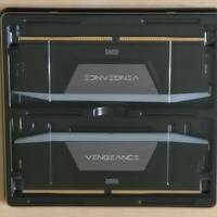 32GB ddr5 7200mhz RGB Corsair vengeance 