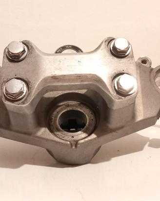 PIASTRA DI STERZO SUPERIORE HONDA HORNET 600