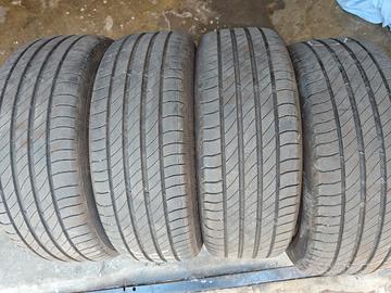 gomme auto e cerchi in lega 