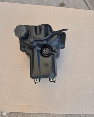 Serbatoio benzina Piaggio Free 50cc