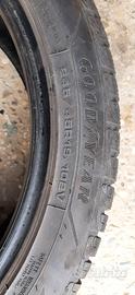 245 45 19 Gomme invernali Goodyear