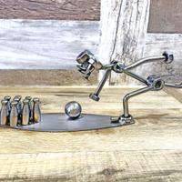 Scultura viti e bulloni bowling birilli.