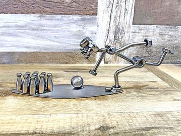 Scultura viti e bulloni bowling birilli.