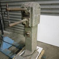 puntatrice, troncatrice e saldatrice rotativa 