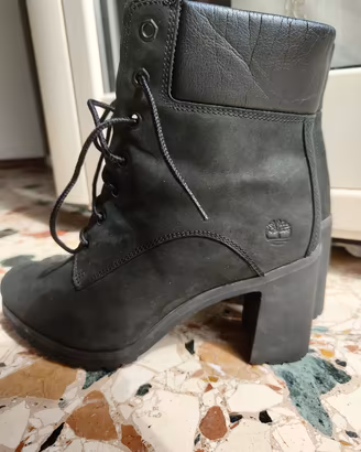 tronchetti scamosciati Timberland