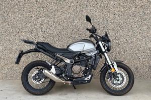 Voge Trofeo 300 ACX Scrambler - SOLO 2900 km - 202