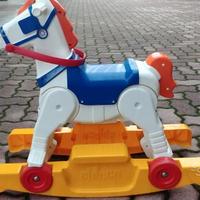 Cavallo dondolo Chicco