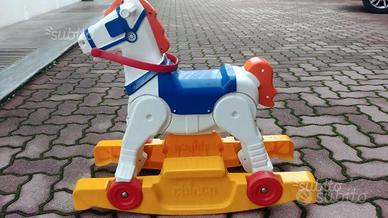 Cavallo dondolo Chicco
