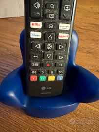 Supporto per telefono o telecomando