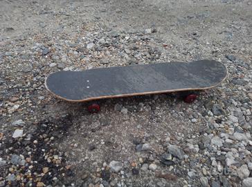 Skateboard