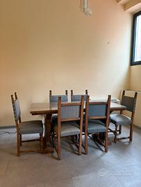 Tavolo riunione e sedie